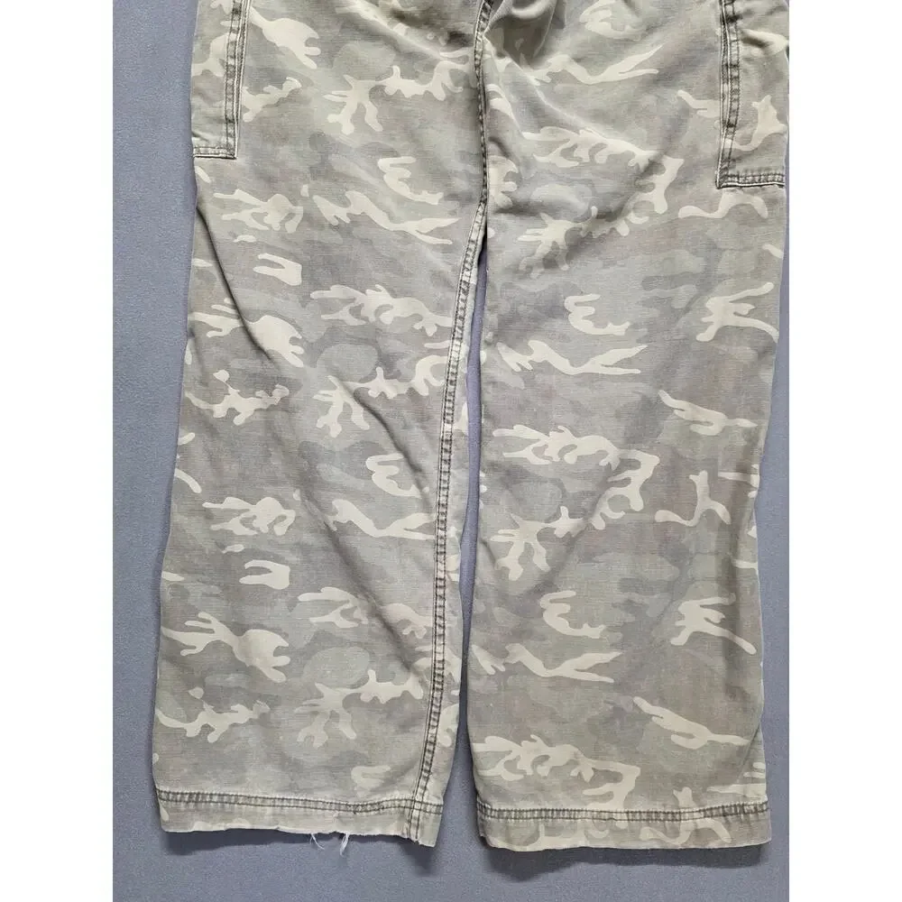 VTG Y2K Levi's Cargo Loose Straight Pants Men 32x34 Green Camo Workwear Cotton